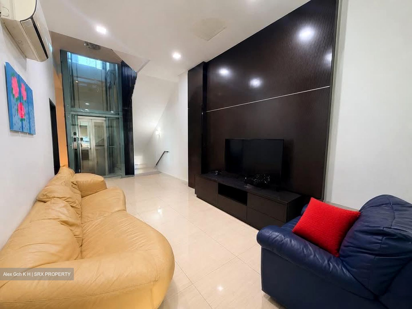 Jalan Anggerek (D13), Terrace #561618501